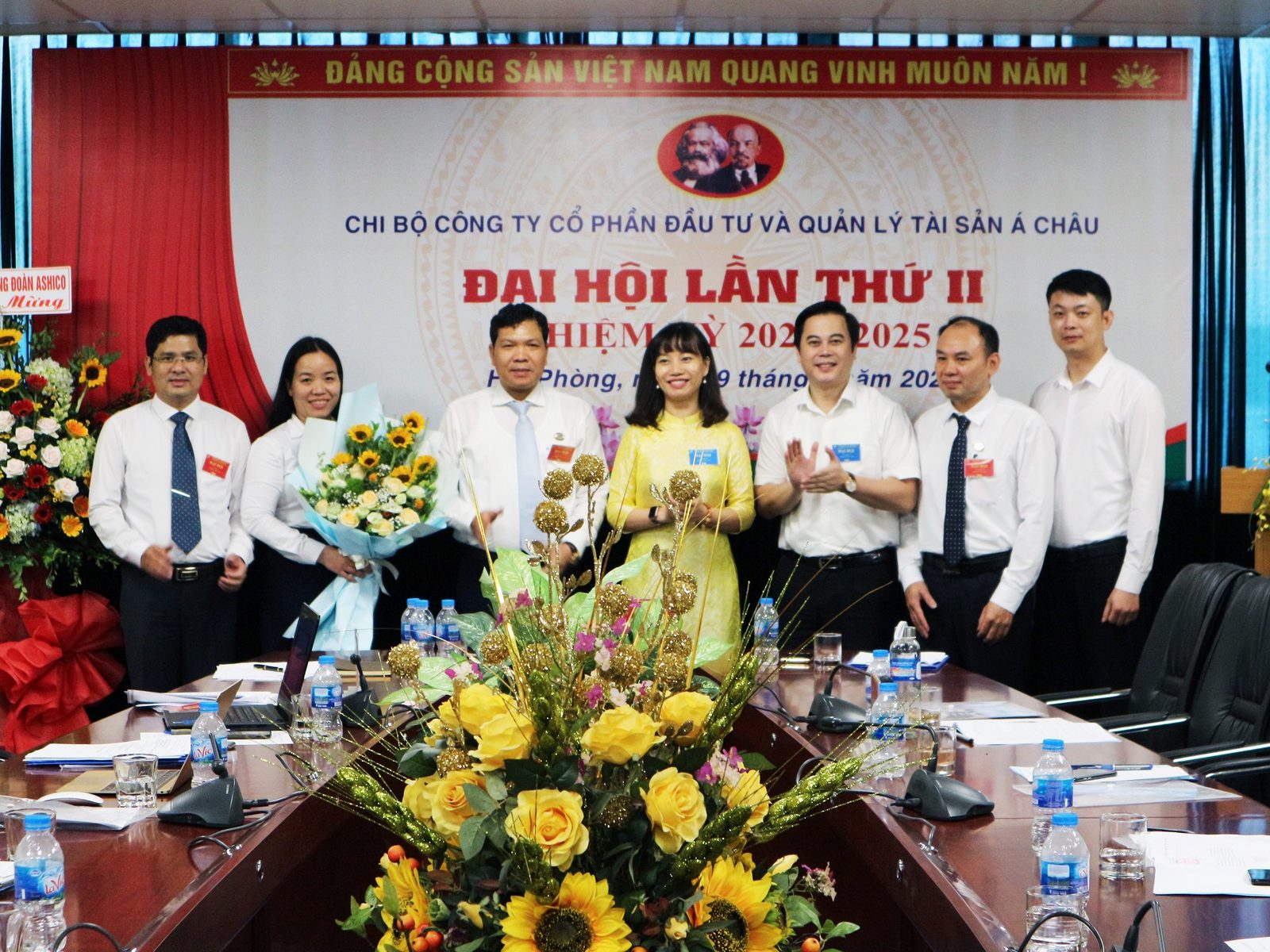 ĐẠI HỘI CHI BỘ CÔNG TY CỔ PHẦN ĐẦU TƯ VÀ QUẢN LÝ TÀI SẢN Á CHÂU LÂN THỨ II, NHIỆM KỲ 2020 - 2025