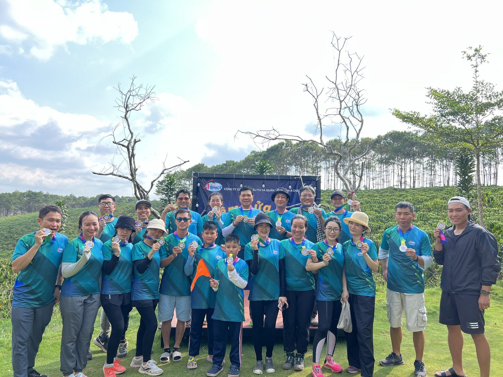 HÀNH TRÌNH TREKKING "BƯỚC CHÂN XANH" CÙNG ASHICO TUỔI 16